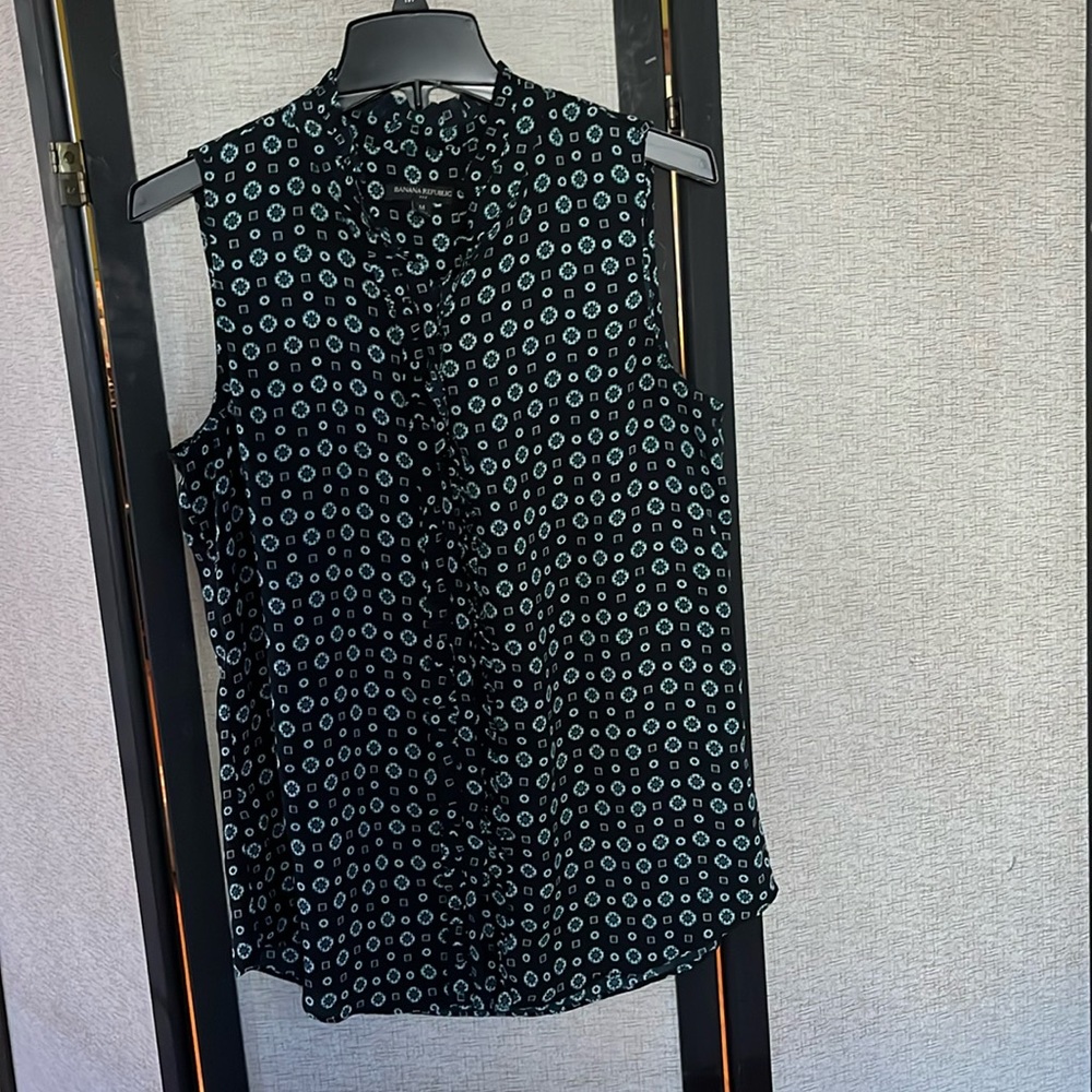 Women’s blouse